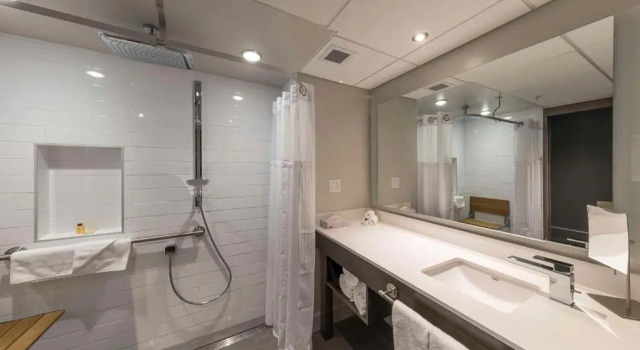 Номер Standard Hôtel & Suites Normandin Lévis