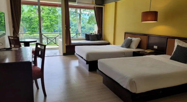 Двухместный номер Superior с видом на реку Aekpailin River Kwai Resort
