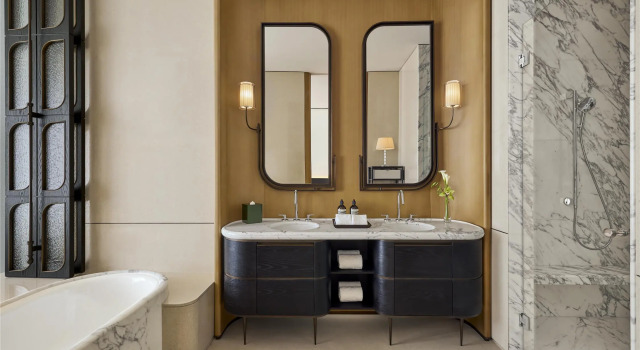 Номер Deluxe Waldorf Astoria Shanghai Qiantan