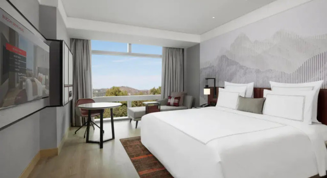 Номер Premium Swissôtel Clark Philippines