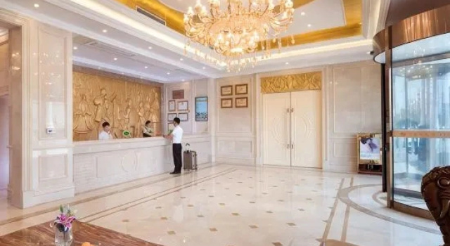 Vienna Hotel, Забронировать Отель Отели Сучжоу с парковкой, Парковка