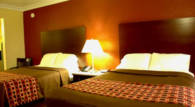 Двухместный номер Standard Polynesian Inn