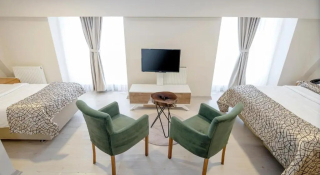 Семейный люкс The Corner Inn Hotels By Suit