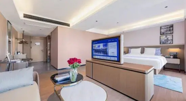 Люкс Deluxe Yeste International Hotel (Mangshi Square · New Play Factory Branch)
