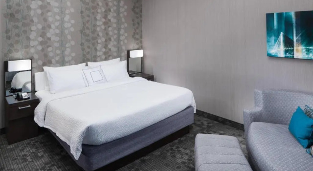Номер Standard Courtyard Omaha Downtown/Old Market Area