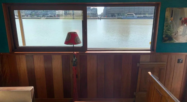 Апартаменты Superbe Péniche En Centre Ville