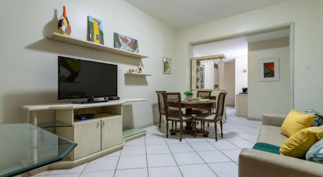 2 Minutes From Copacabana Beach A303, Забронировать Отель Отели штата Рио-де-Жанейро 3 звезды, 3*