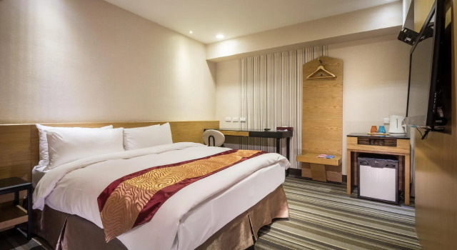 Номер Deluxe Country Garden Hotel