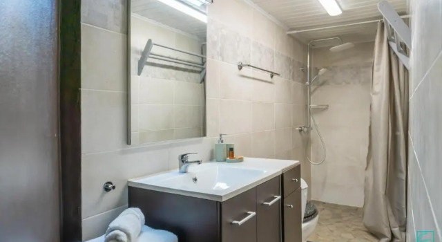 Studio Ylang - Charmant studio indépendant, Rezerwuj Hotel Hotele w Basse-Terre z parkingiem, Parking