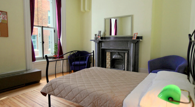 Auberge Internationale de Quebec, Boek Hostel Hostels in Quebec city and area, Hostel