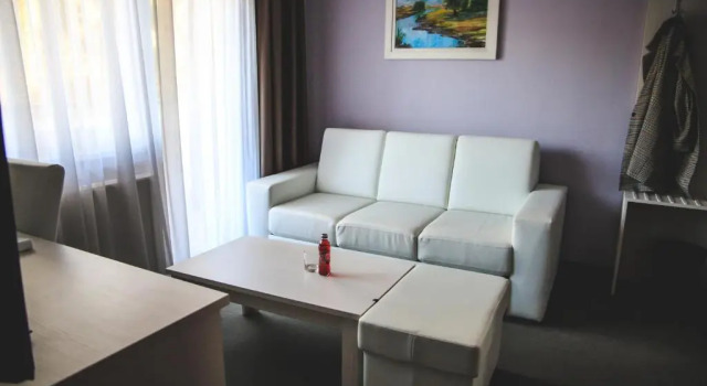 Полулюкс Art Hotel
