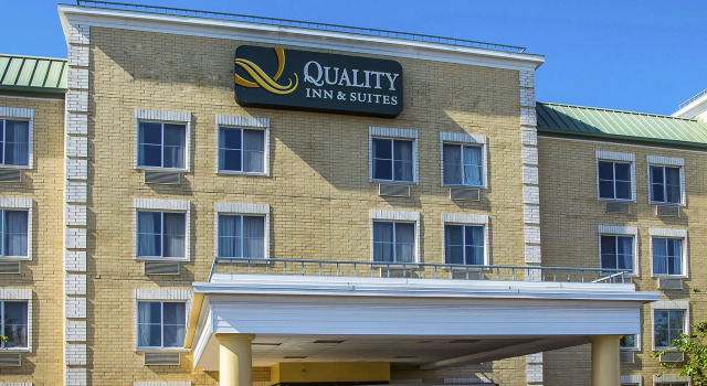 Quality Inn & Suites CVG Airport
