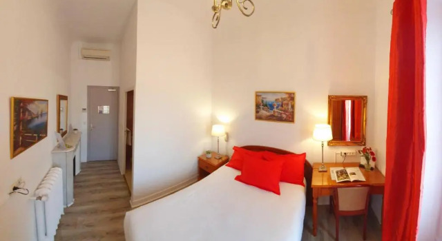Двухместный номер Superior Hotel Louvia