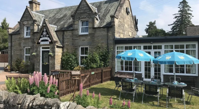 Коттедж The Struan Inn Self Catering Lodge