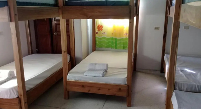 Кровать в общем номере (мужской номер) Hostel Quintonido