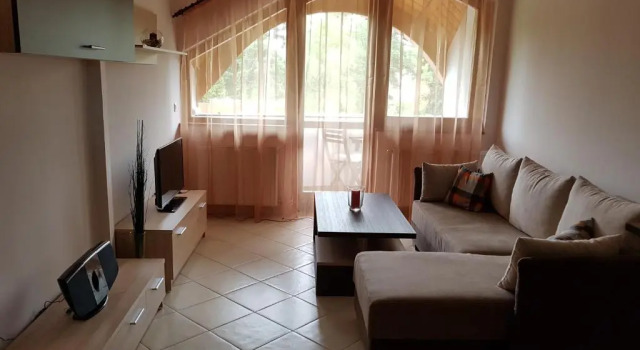 Апартаменты Napsugár Apartman
