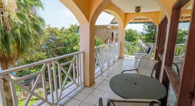 Люкс с видом на закат Home Sweet Home Resort