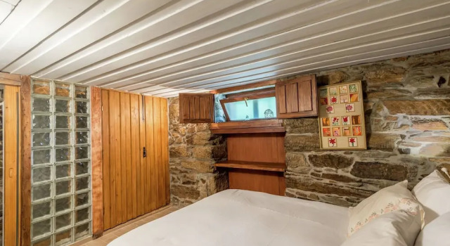 Holiday Home for two in Idyllic Garden With Saltwater Swimming Pool