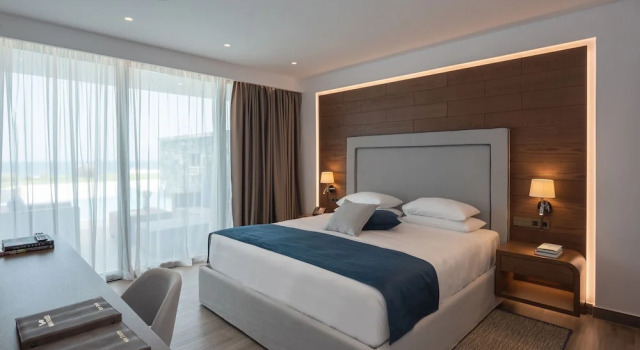 Люкс с собственным бассейном Ambassador Wellbeing с видом на море Nana Princess Suites Villas & Spa