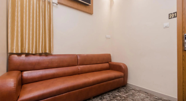OYO 22829 Hotel Volga, Забронировать Отель Отели штата Махараштры 3 звезды, 3*