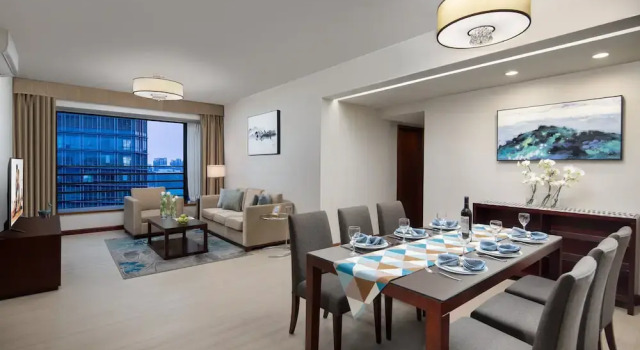 Номер Deluxe с 3 комнатами с балконом Springdale Serviced Residence Guangzhou