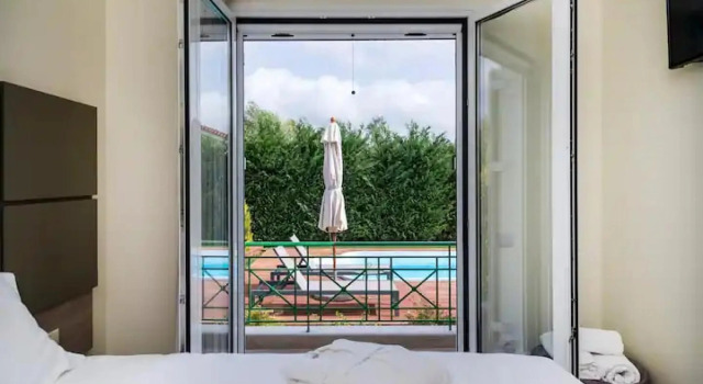 Venus Villa with Private Pool, 2min to the Beach, Забронировать Вилла Отели периферийной единицы Мессения с бассейном, Бассейн