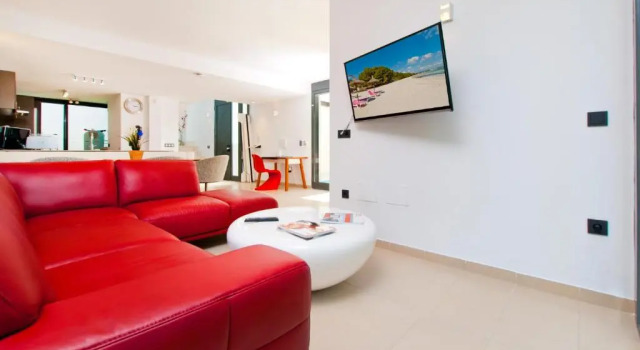 Villa PAM Beach house Playa de Muro - 200m to beach with Hot Tub, Prenota Villa Playa de Muro Maiorca