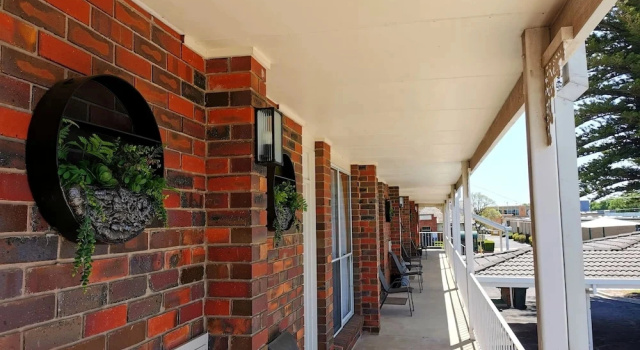 Двухместный номер Standard с балконом Town House Motor Inn