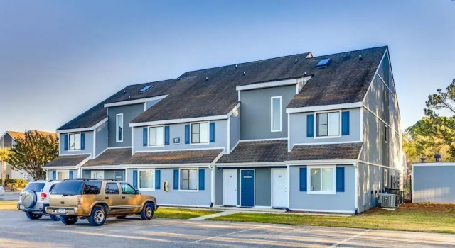 Golf Colony Resort J 15, Забронировать Курортный отель Отели Южной Каролины 3 звезды, 3*