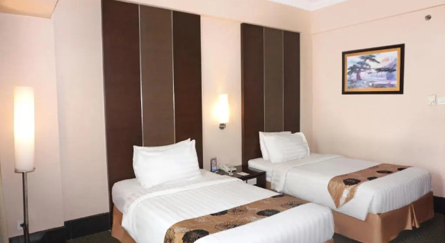 Двухместный номер Executive Emerald Garden International Hotel