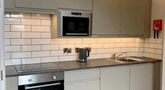 Апартаменты Deluxe The Marlborough Sea View Holiday Apartments
