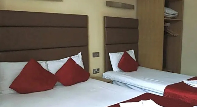 Трёхместный люкс Lord Jim Hotel
