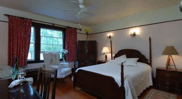The Normaway Inn, Book Hotel Margaree Valley 