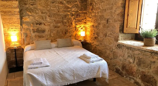 Ariqus Rural Cottages, Rezervați Hotel Fontcoberta Girona