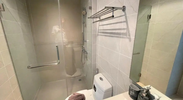 Апартаменты Private apartment at Emerald Terrace