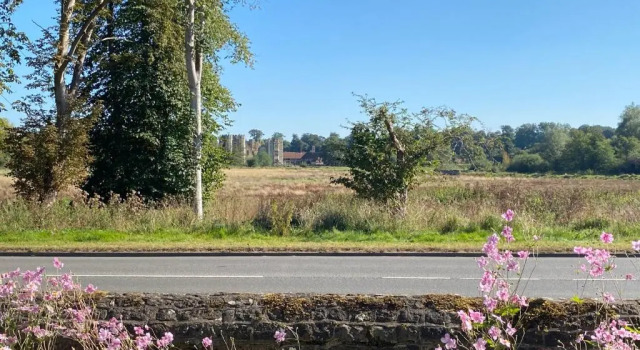 Stunning Apartment Opposite Cowdray Ruins in Heart of Midhurst, Забронировать Апартаменты/квартира Апартаменты Исторического графства Суссекса, Апартаменты/квартира