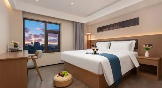 Люкс PROYA SURE HOTEL Boya Yunshang Hotel (Longkou High-Speed Railway Station Poly Plaza)
