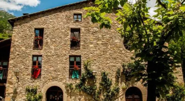 Hostal Santuari De Paller, Prenota Hotel Bagà Bergueda