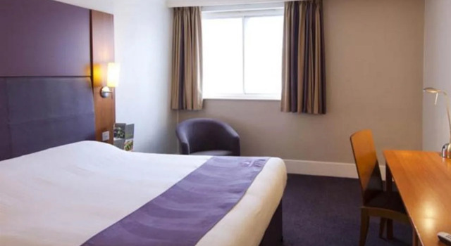 Premier Inn Loughton/Buckhurst Hill, Buchen Sie Hotel Loughton England
