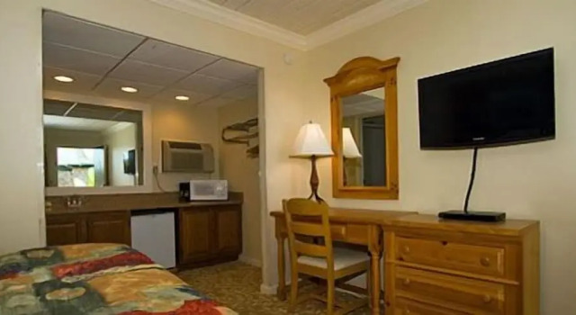 Четырёхместный номер Standard Weathervane Terrace Inn and Suites