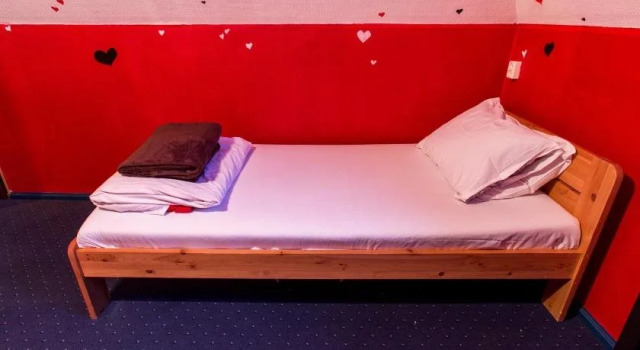 The Monks Bunk Hostel, Забронировать Отель Таллин Харьюмаа, рядом с Конгресс-центр Tallinn Creative Hub