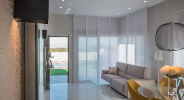 Modern Holiday Home in Orihuela Costa With Swimming Pool