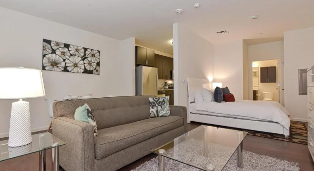 Студия Global Luxury Suites East Boston