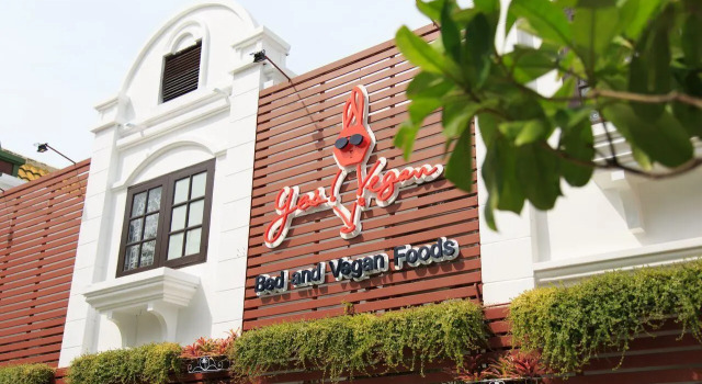 Yes vegan pattaya, Забронировать Отель Центральная Паттайя 