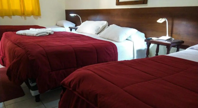 Четырёхместный номер Standard Hotel de la Linda
