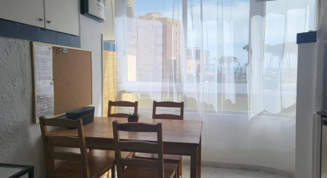 Estudio III Loft, La Pineda, Salou, playa, Port Aventura con Piscina, Varaa Hotelli Hotellit Tarragonès uima-altaalla, Uima-allas