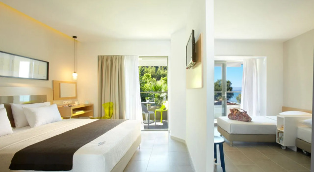 Номер Deluxe Margarita Sea Side Hotel