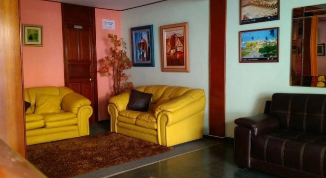 Hostal Loanka, Rezervovat Hotel Hotely v La Libertad se snídaní, Snídaně