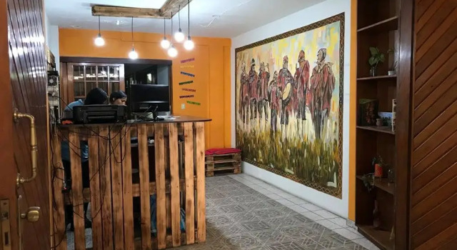 Coco Jamboo Hostel, Забронировать Хостел Хостелы Санта-Крус-де-ла-Сьерры, рядом с Arenal Park, Хостел