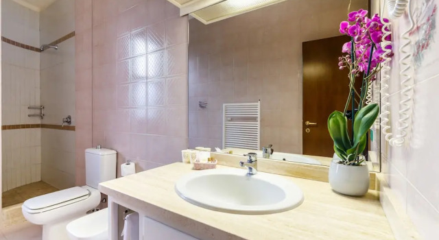 Трёхместный номер Classic с балконом Hotel Country Club